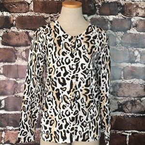 Halfmoon Bay M Medium Top Sweater Cardigan Cheetah Print Leopard Buttons